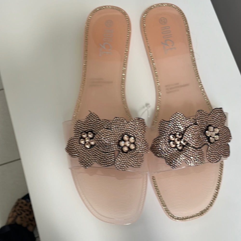 Ladies Slides - Picture 4 of 8
